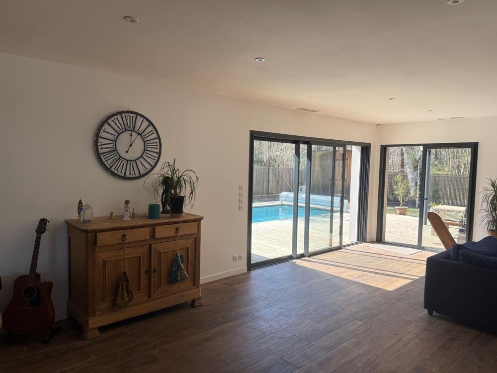 Maison à vendre 5 pièces SAINT JEAN D'ILLAC (33)