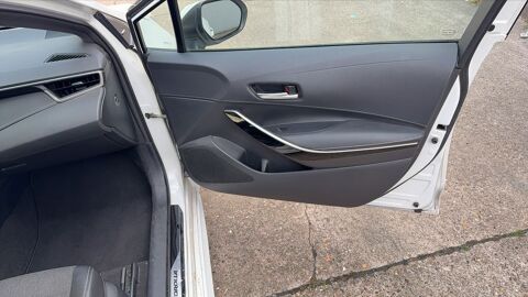 Corolla 1.8 VVT-i 122 Hybrid CVT Design Pack - Automatique Toit ouvr 2021 occasion 92000 Nanterre