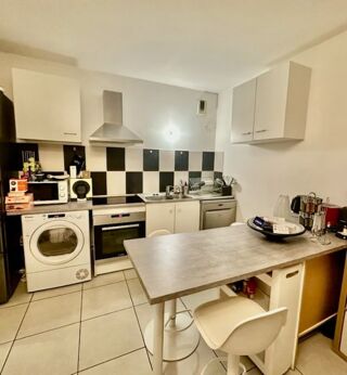  Appartement à louer 2 pièces 43 m²