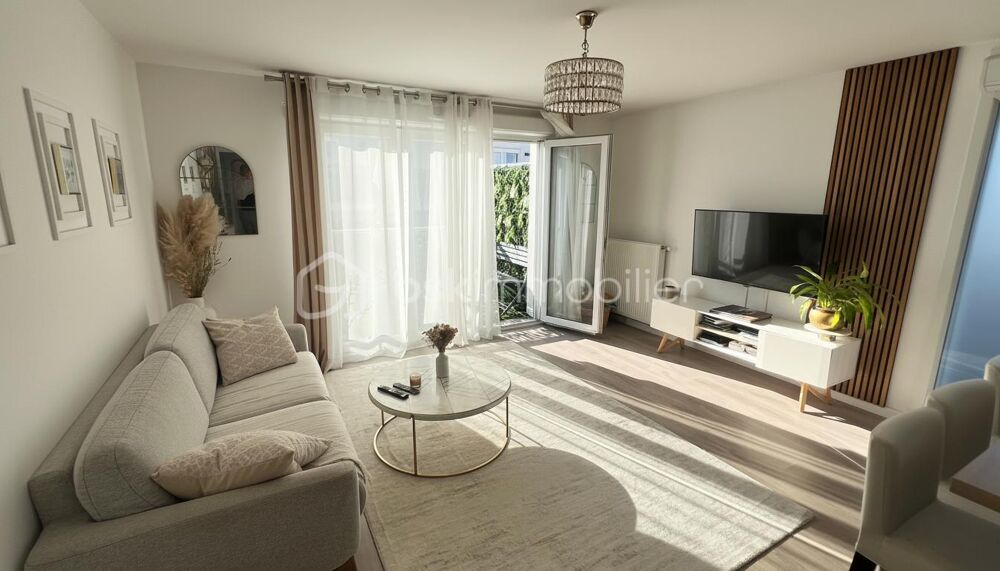 Vente Appartement NOISY-LE-GRAND – T4 76 M² – 3 CHAMBRES – BALCON – PARKING Noisy le grand