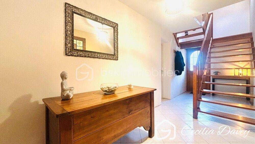 Vente Maison *** Nouveauté : Magnifique maison ancienne de caractère, entièrement rénovée avec goût, alliant le charme de l'ancien au confort Saint valerien