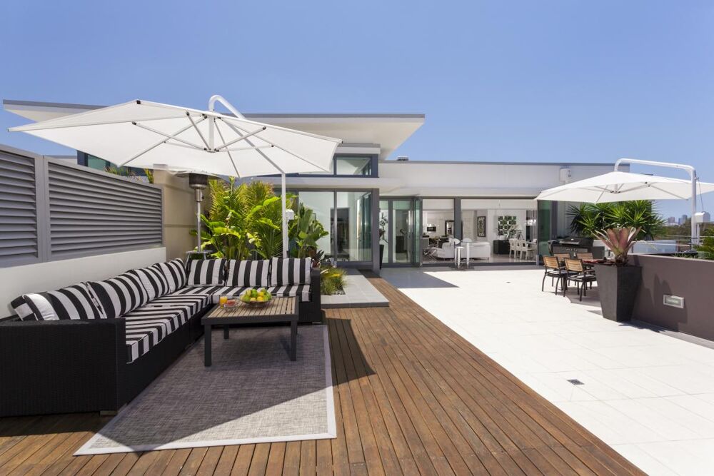 Vente Appartement ** LIVRAISON IMMINENTE Exceptionnel 6 pices  avec  Grande Terrasse  en DERNIER  TAGE+ 2 Parking Idalement situ** Fontenay aux roses