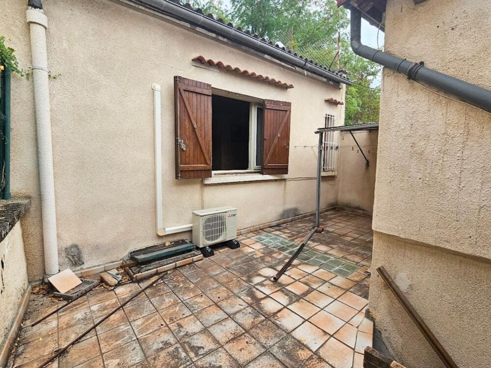 Vente Maison Maison à rénover – 2 chambres - Extérieurs - Garage - Pont-du-Château (63) Pont du chateau