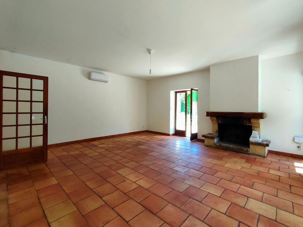 Vente Propriété/Château PROPRIETE : MAISON EN PIERRE 150 m²  + ECHOPPE 120 m² + HANGAR 230 m² - TERRAIN 1 HECTARE Sainte eulalie