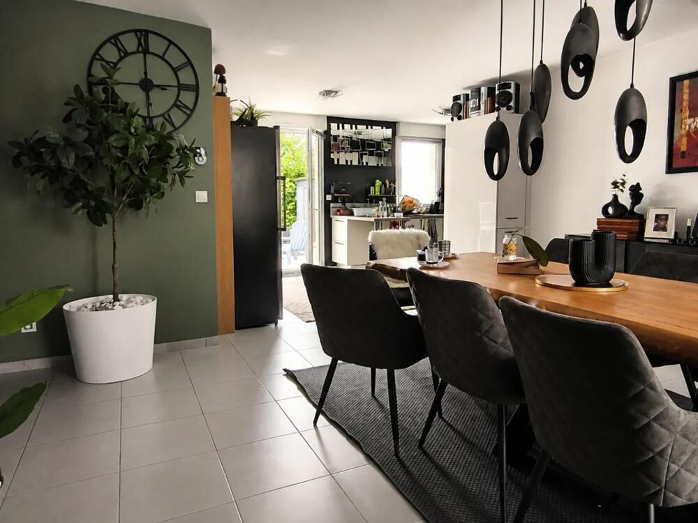 Maison de 6 pièces de 144 m² à Tourville-sur-Odon