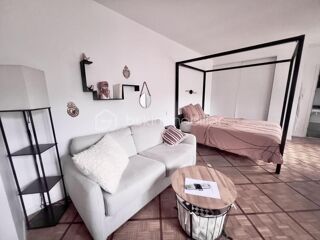  Immeuble à vendre 7 pièces 146 m²