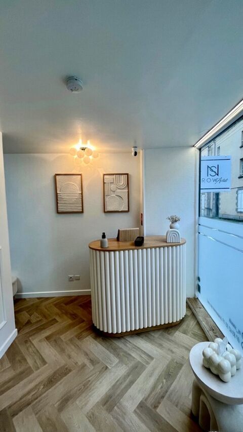 Local commercial en plein coeur de ville 55000 53000 Laval