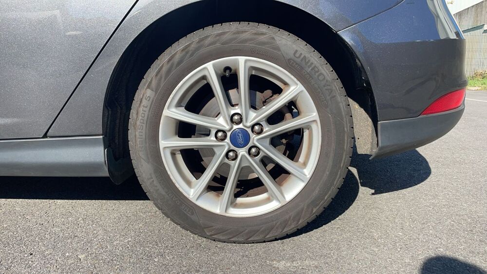 Focus III 1.0 SCTi EcoBoost 100 Business 2015 occasion 49100 Angers