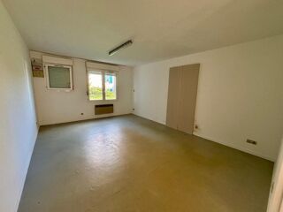  Immeuble � vendre 3 pi�ces 73 m�