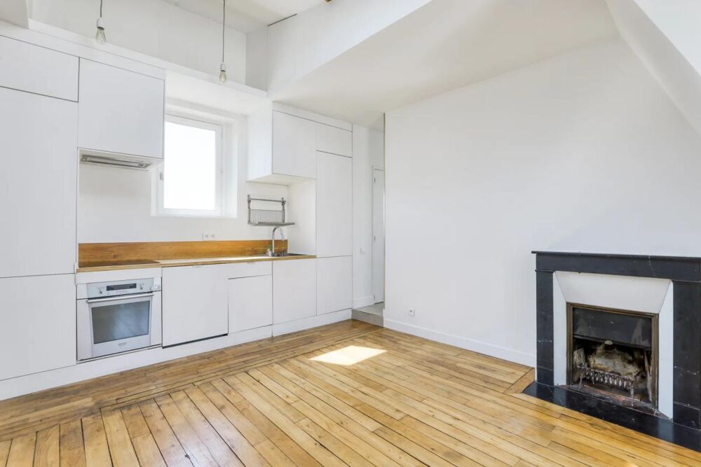 Vente Appartement Appartement familial atypique, dernier étage, ascenseur – Paris Paris 10