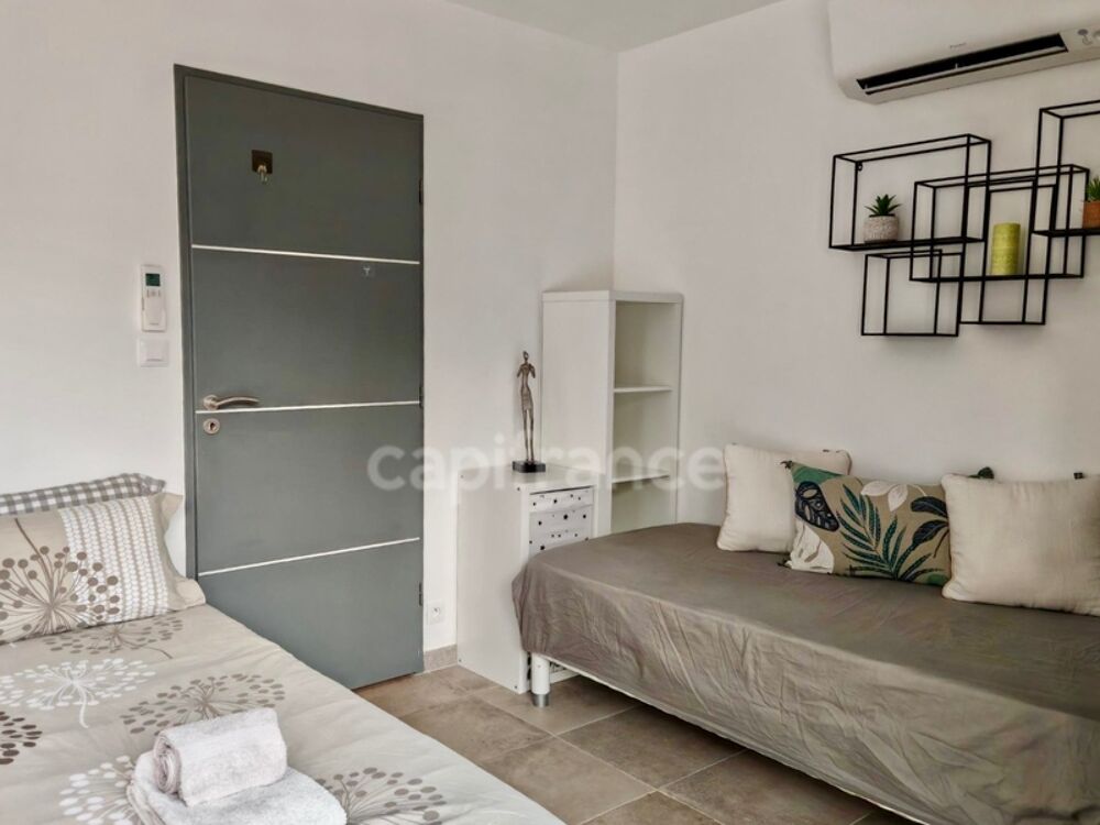 � vendre  Villa Uz�s (30700)