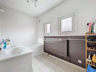  Maison  vendre 6 pices 105 m