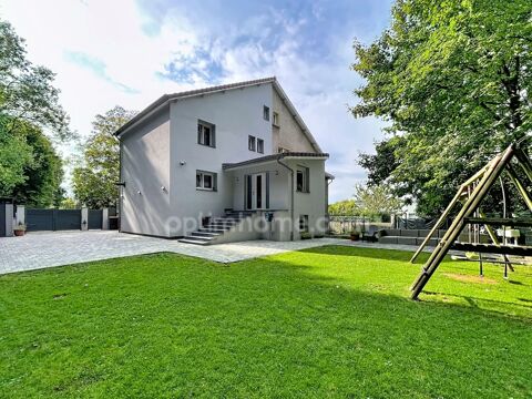   MAISON PLATEAU MONT ST MARTIN 162M2 Maison - 7 pi�ce(s) - 162 m�