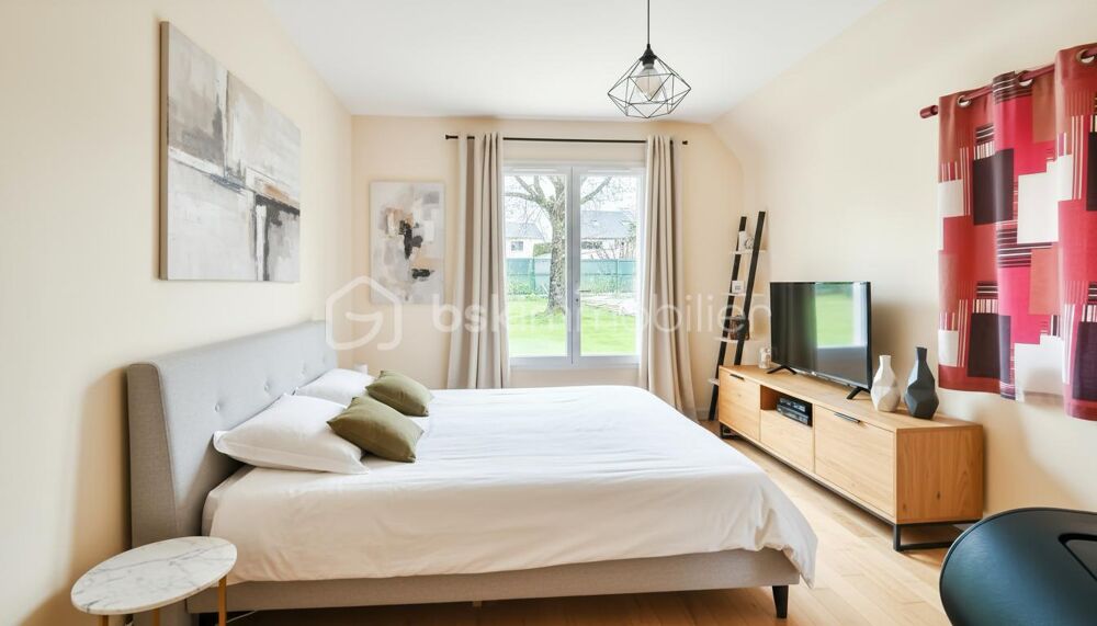 Maison familiale de 223m² au coeur de Bréal Sous Montfort, sur terrain de près de 2000m²