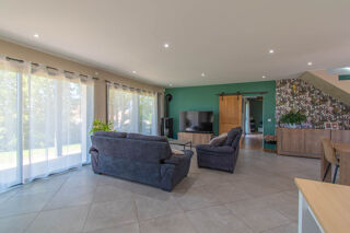  Maison  vendre 6 pices 179 m