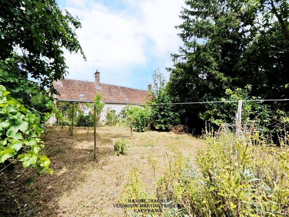 À vendre Maison avec dépendances et terrain Graçay (18310)