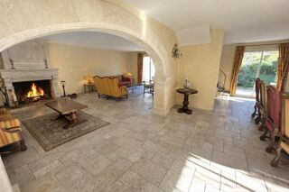  Villa à vendre 8 pièces 293 m²