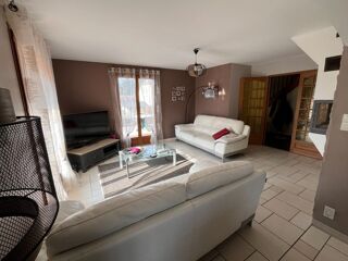  Maison  vendre 10 pices 175 m