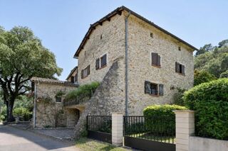  Maison à vendre 10 pièces 197 m²