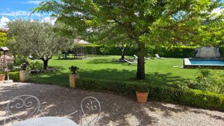  Maison à vendre 8 pièces 203 m²