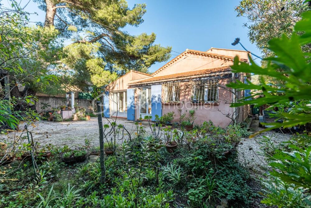 Vente Maison LE BRUSC - MAISON 110 M2 - CALME - JARDIN - TERRASSE - SUD/OUEST/EST Six fours les plages