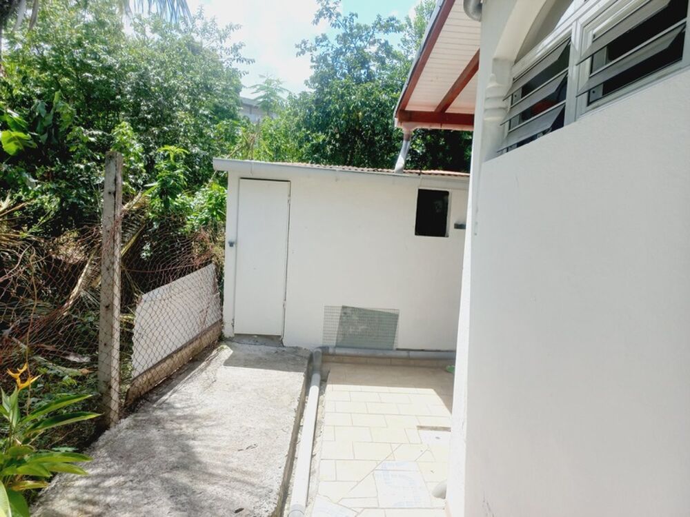 Vente Maison Maison à vendre 6 pièces BASSE TERRE (971) Basse terre