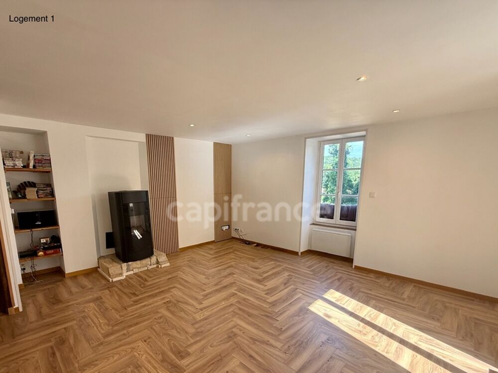 Vente Maison Maison avec deux logements indépendants : une opportunité rare pour habiter, investir ou réunir plusieurs générations Champdeniers