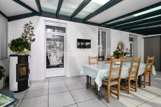  Propri�t�/ch�teau � vendre 7 pi�ces 184 m�