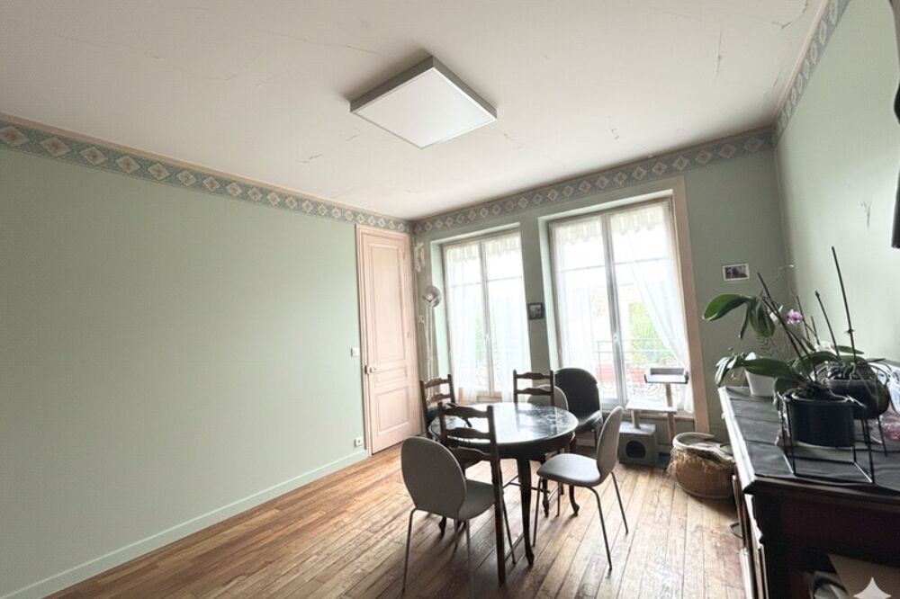 Vente Appartement 69009 - LYON - APPARTEMENT DE 3 PIECES - JARDIN - VUE DEGAGEE - TRAVERSANT - CALME - PROCHE DU METRO ET DES COMMODITES Lyon 9