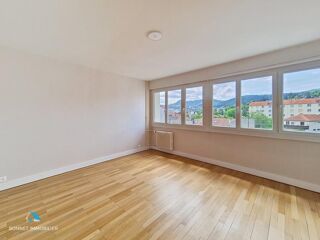  Appartement à louer 3 pièces 66 m²