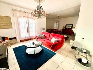  Maison à vendre 10 pièces 353 m²