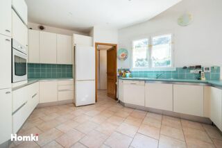  Villa à vendre 10 pièces 290 m² Saint esteve janson