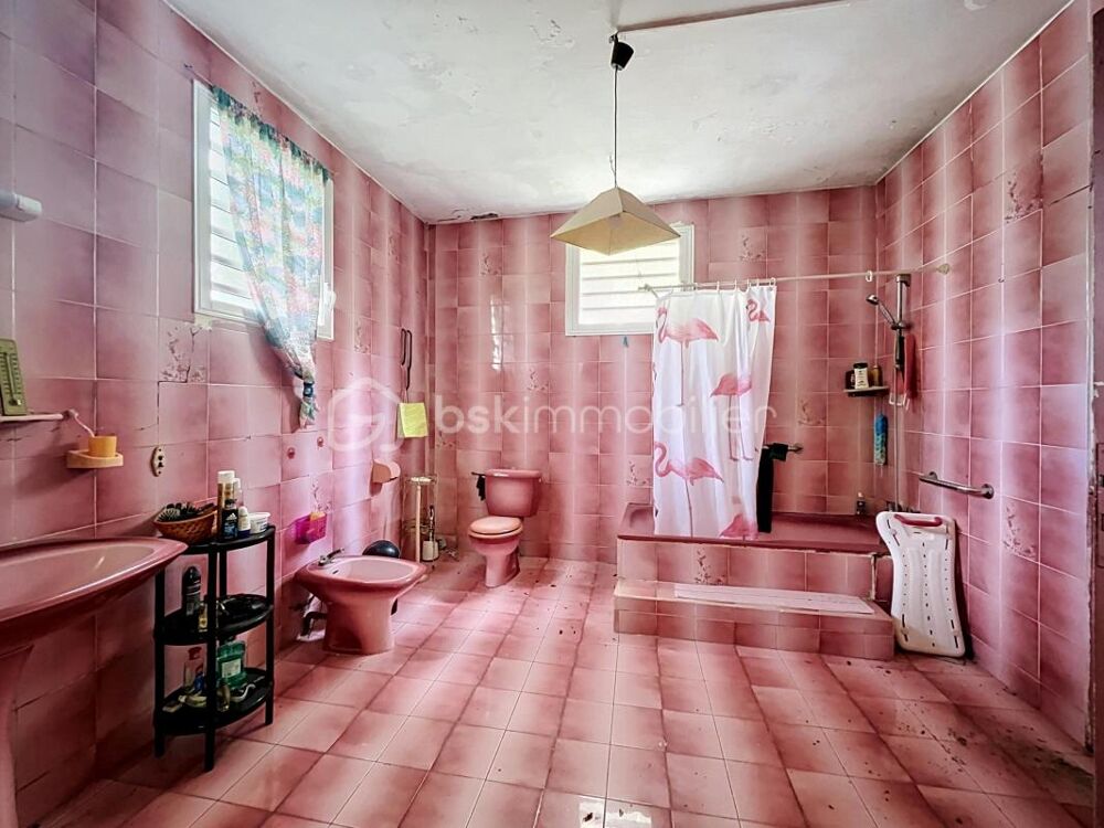 Vente Maison À RÉNOVER ! Maison individuelle 4 chambres sur 857 m² de terrain arboré – Petit-Canal Petit canal