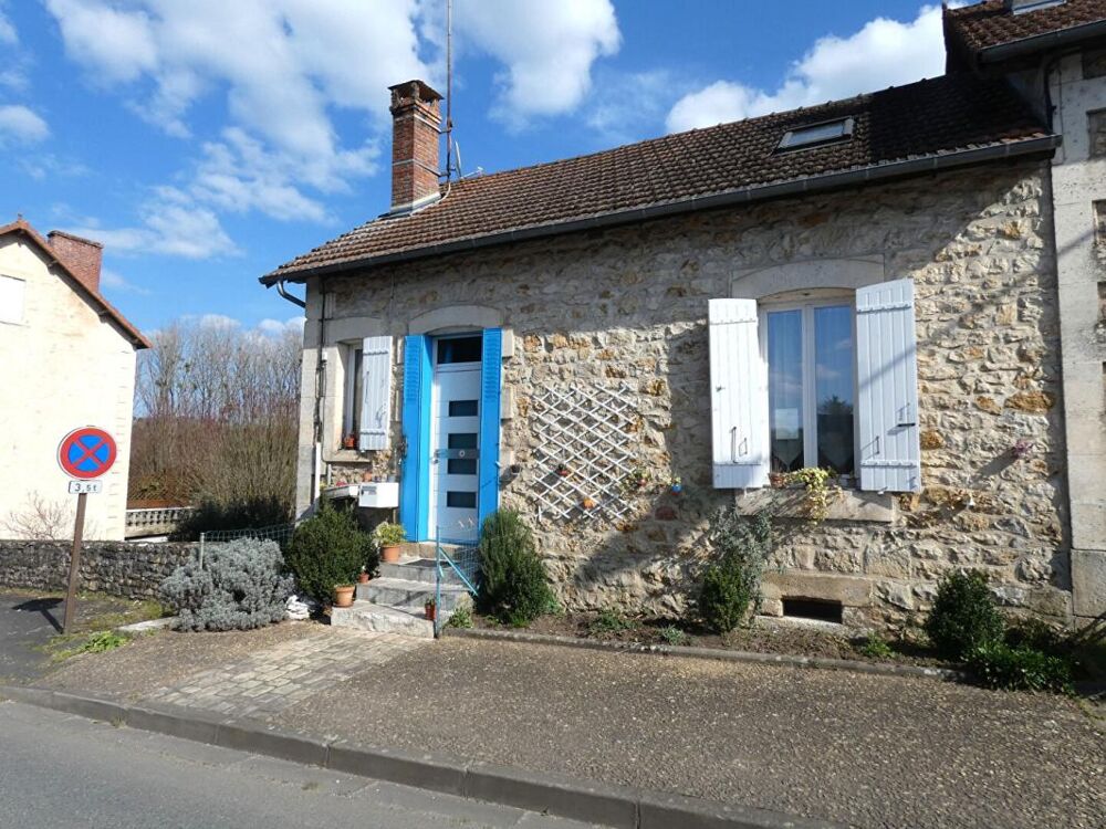 Vente Maison Maison Hautefort 6 pièce(s) 76 m2 Hautefort