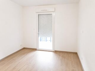  Appartement à louer 2 pièces 38 m²
