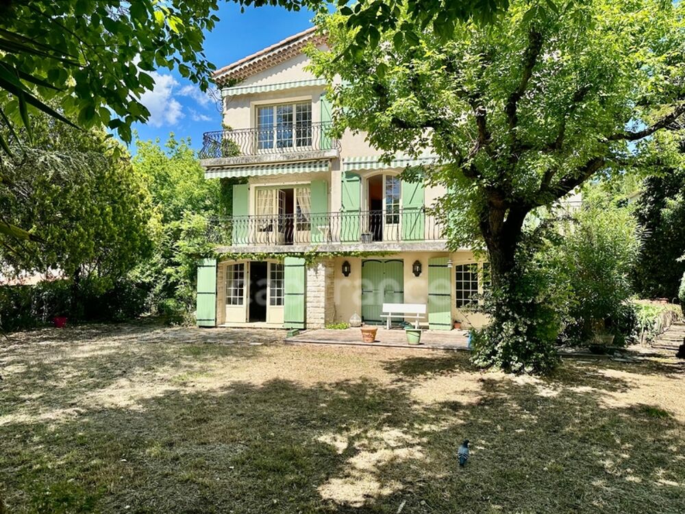 AIX EN PROVENCE - QUARTIER HOPITAL - Maison 309 m2 Terrain 1032m2 Possible 2 appartements