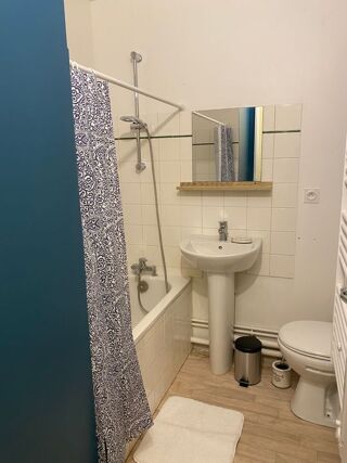  Appartement à louer 1 pièce 17 m²
