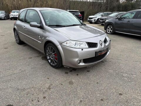 M&eacute;gane RS 2.0T 16V 230 F1 TEAM R26 NUMEROTEE 2007 occasion 84700 Sorgues