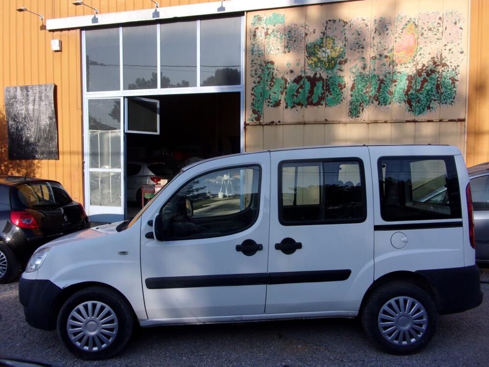 Doblo 1,4 77CV Monospace 2006 occasion 13510 &Eacute;guilles