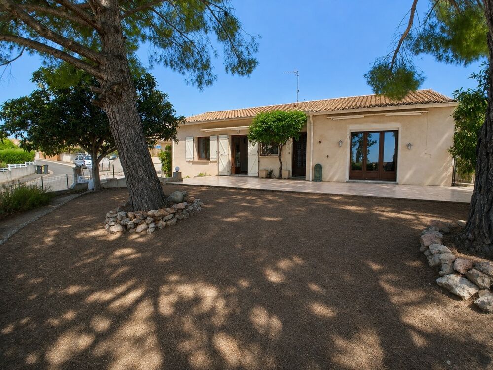 Vente Villa Villa méditerranéenne de plain-pied – 4 chambres – Studio indépendant – Piscine – Grand terrain arboré – Puisserguier