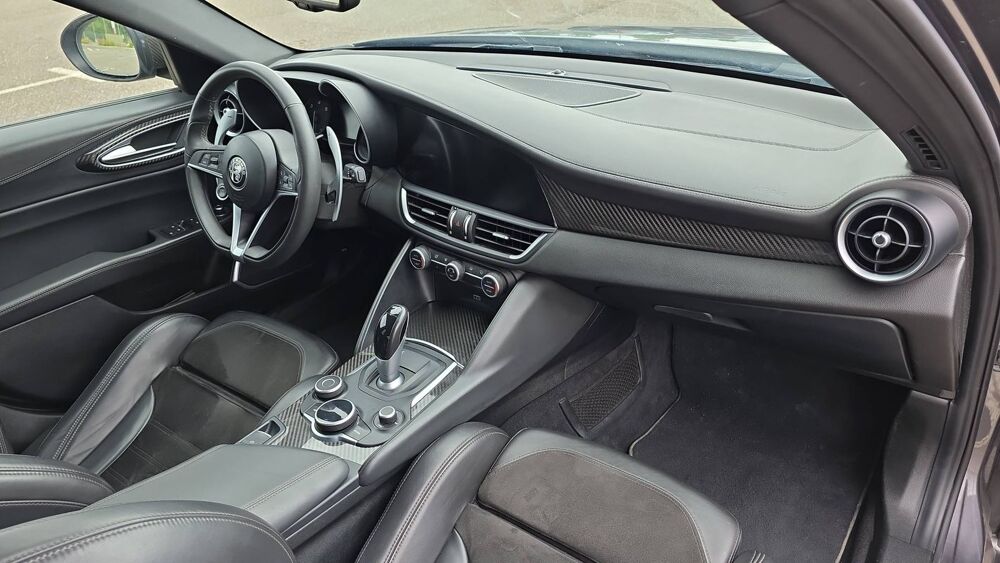 Giulia 2.2 JTD 210 Q4 AT8 Veloce Ti - Automatique 2020 occasion 82000 Montauban