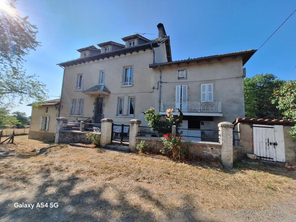 Maison 6 pièces 190 m² · à Saint Paul des Landes · 190 m² · 318 000 €
