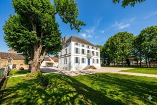  Propriété/château à vendre 14 pièces 464 m²