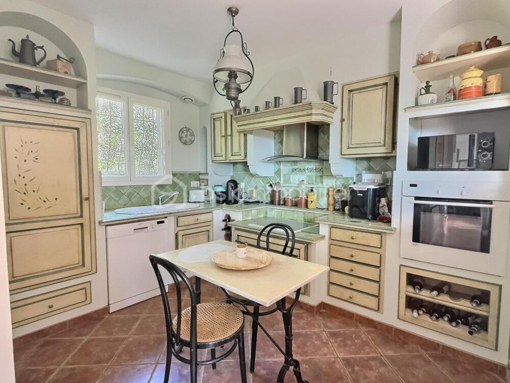  vendre  Villa Bormes-les-Mimosas (83230)