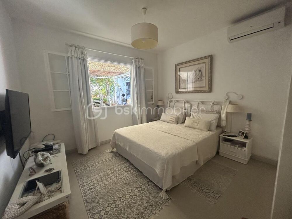 � vendre  Villa Saint-Gilles Les Bains (97434)