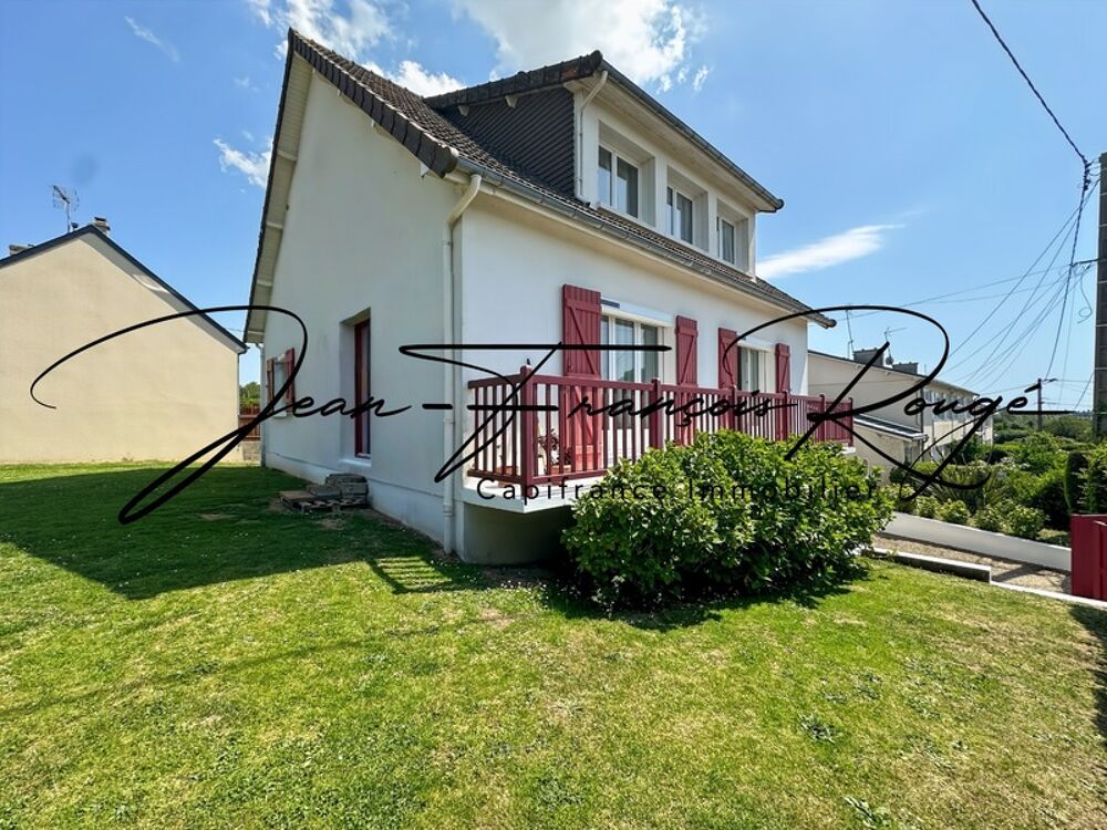 Barneville-Carteret, à 500 mètres des commerces et 3 kms de la plage, maison de 145 m² rénovée !!!