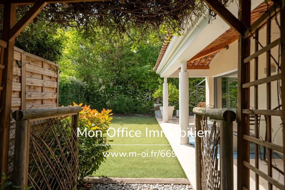 Référence : 6692-PAN - Maison 4 pièce de 101 m² à Aix-en-Provence