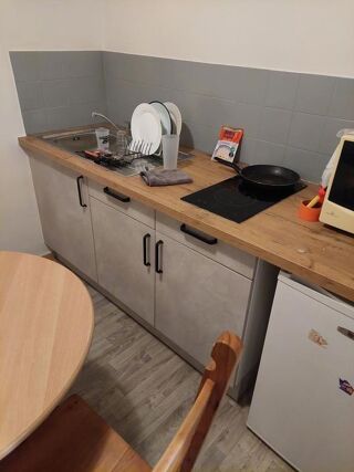  Appartement à louer 1 pièce 28 m²