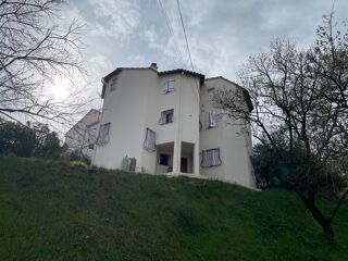  Maison  vendre 8 pices 125 m