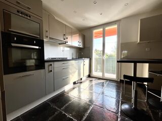  Appartement � vendre 5 pi�ces 111 m�